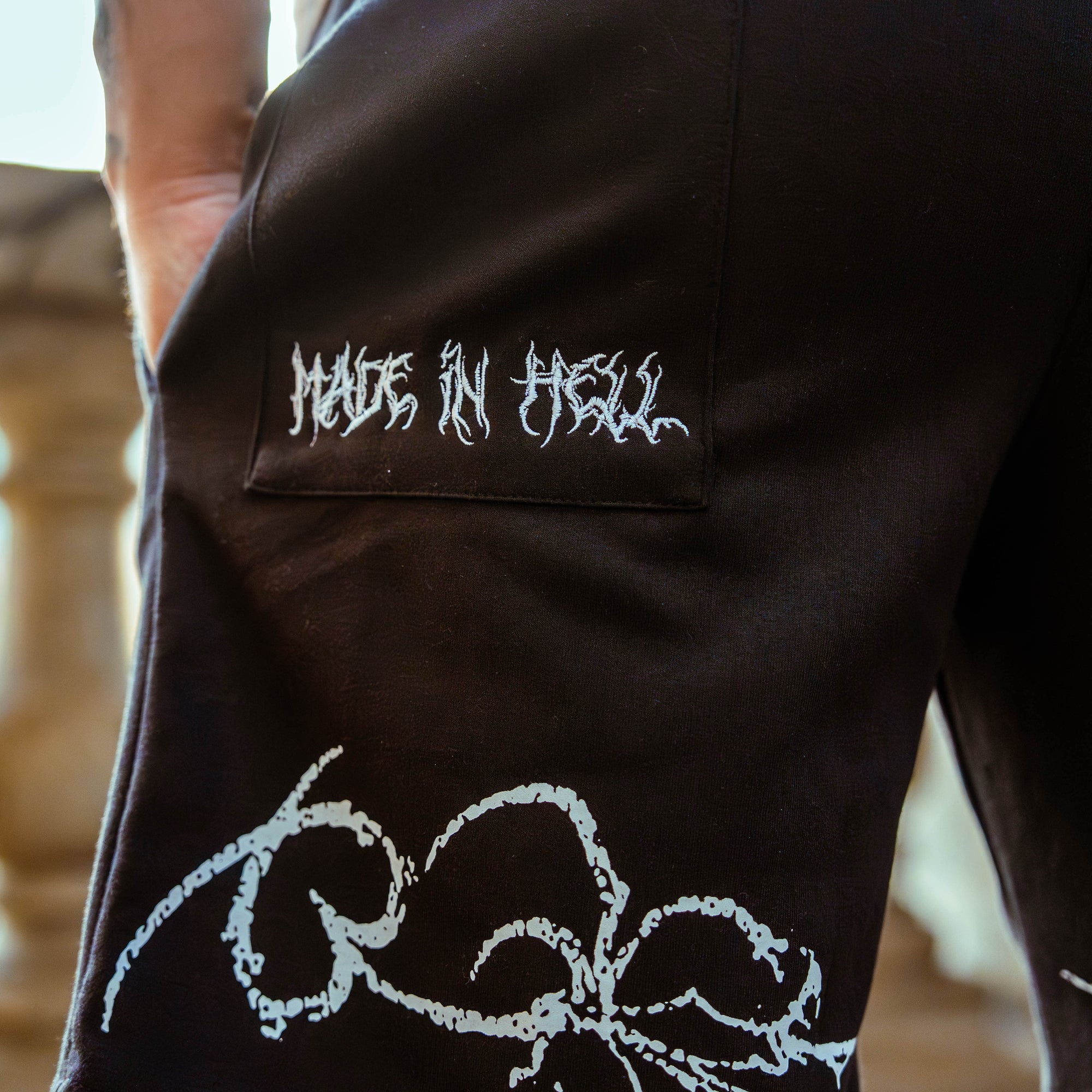 Free Hugz HellCutz